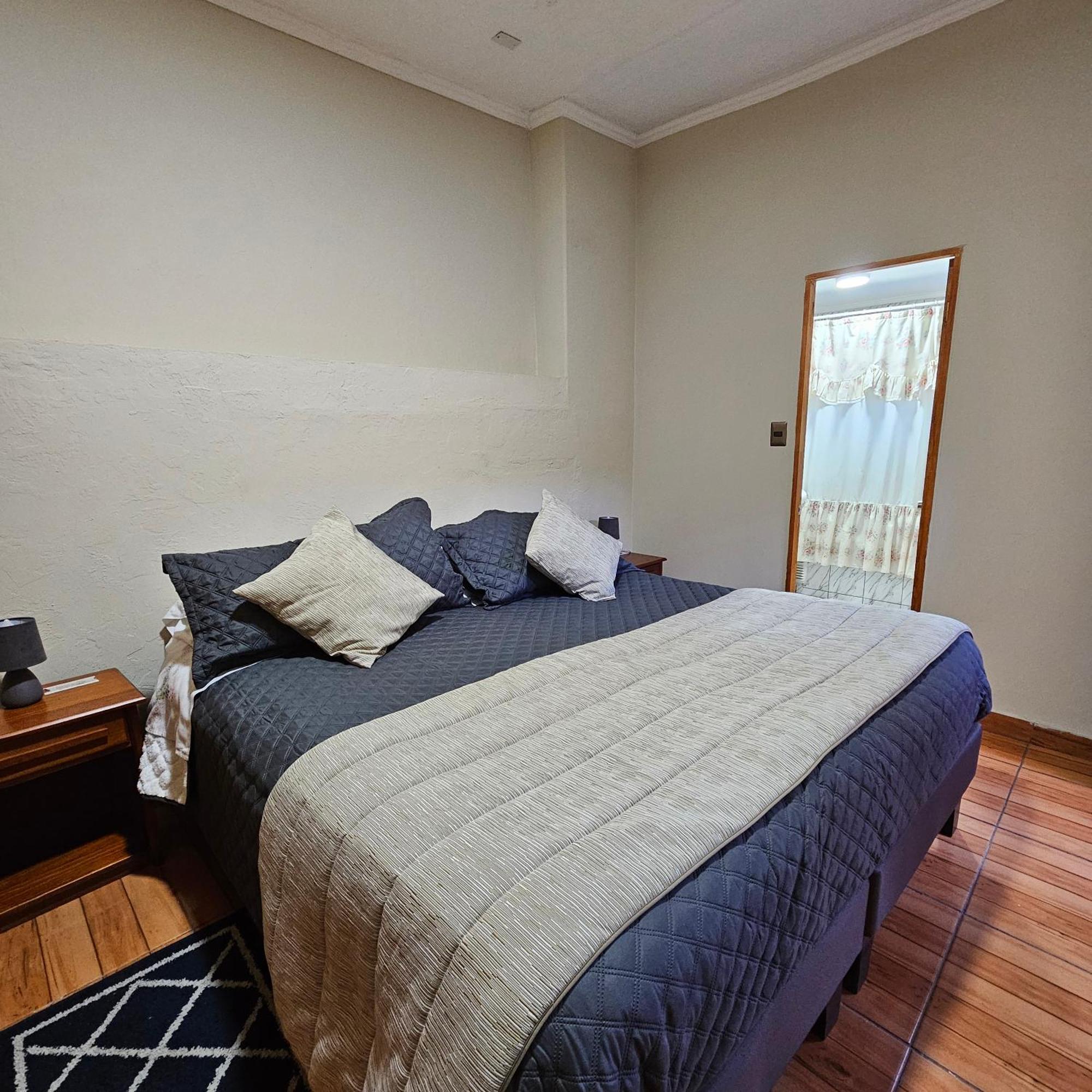 Hostal De Colon 라세레나 외부 사진